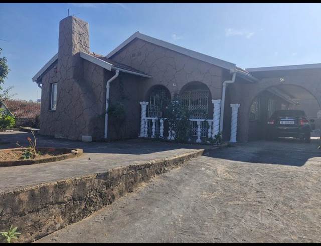 3 BEDROOM PROPERTY TO RENT IN ARENA PARK