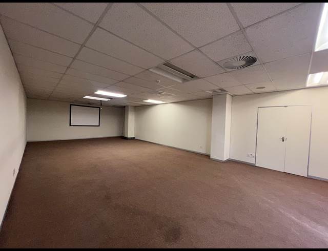 100M² OFFICE TO LET IN ROSEBANK