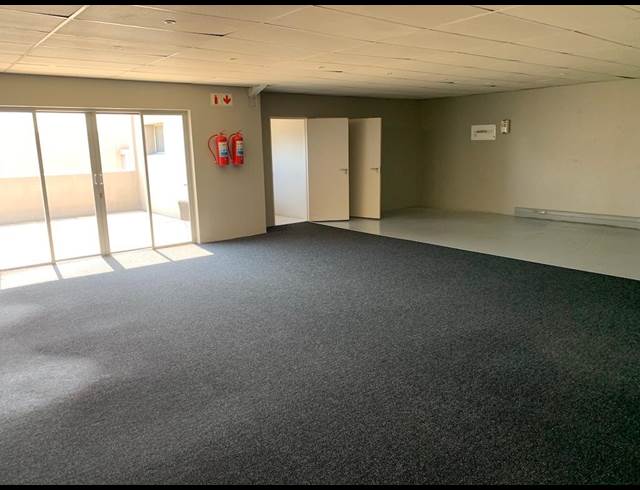 228M² OFFICE TO LET IN BROOKLYN