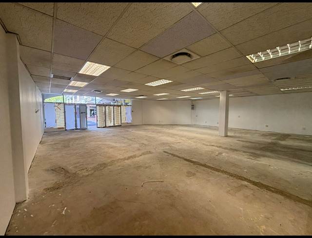 149.72M² RETAIL TO LET IN DURBANVILLE CENTRAL