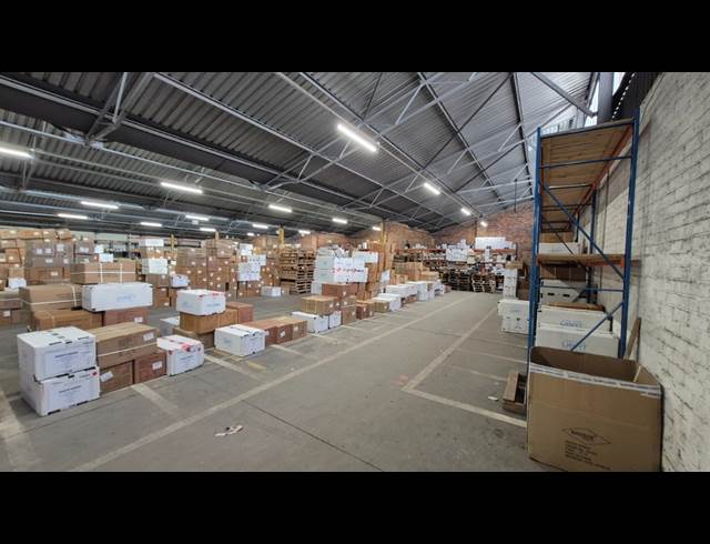 5,356M² WAREHOUSE TO LET IN ANDERBOLT