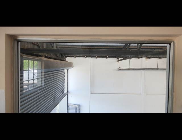 300M² WAREHOUSE TO LET IN SEBENZA