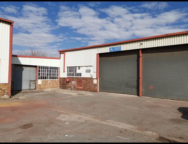 1,290M² WAREHOUSE TO LET IN DENVER