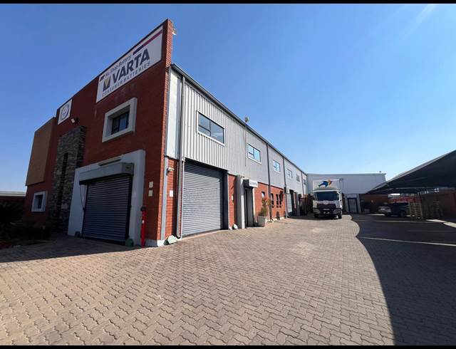 275M² WAREHOUSE TO LET IN SUNDERLAND RIDGE