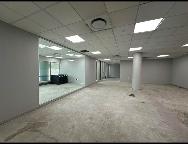 947M² OFFICE TO LET IN SANDTON CENTRAL