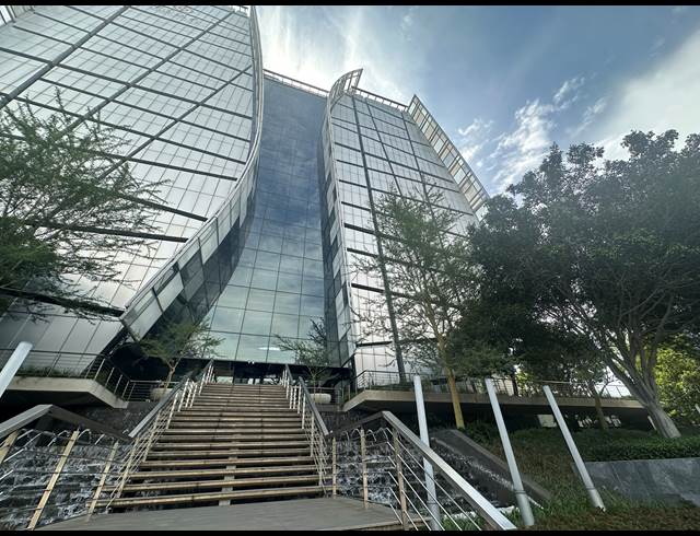 799M² OFFICE TO LET IN SANDTON CENTRAL