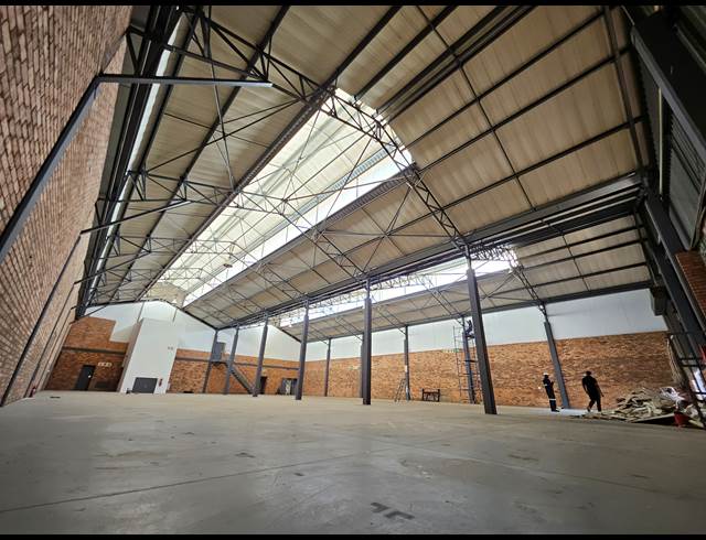 1,152M² WAREHOUSE TO LET IN RANDJESPARK