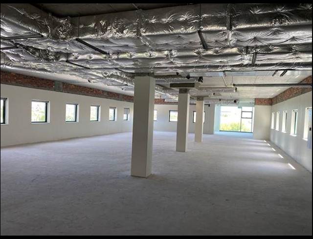 1,675M² OFFICE TO LET IN CENTURY CITY