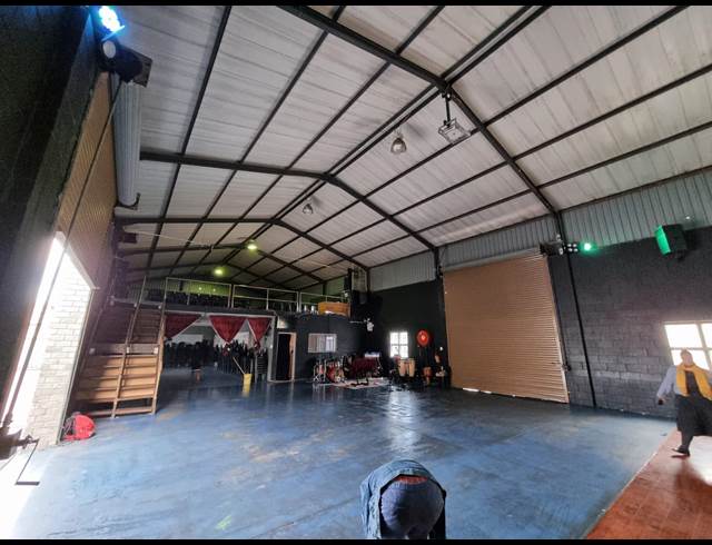 1,053M² WAREHOUSE TO LET IN AIRPORT INDUSTRIA