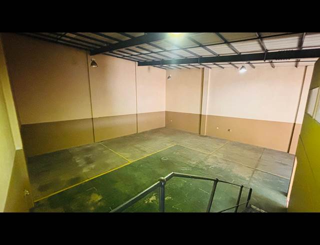 353M² WAREHOUSE TO LET IN STORMILL