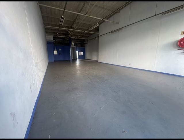 191M² WAREHOUSE TO LET IN WYNBERG