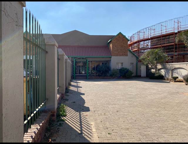 123M² RETAIL TO LET IN ISANDO