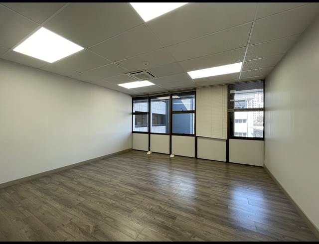 897M² OFFICE TO LET IN SANDTON CENTRAL