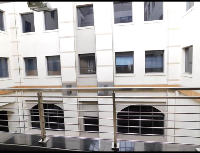 1,356M² OFFICE TO LET IN ROSEBANK