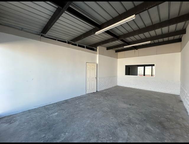 396M² WAREHOUSE TO LET IN POMONA