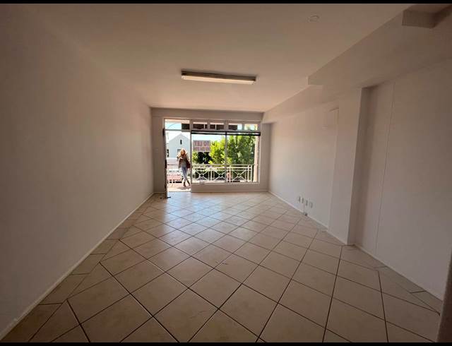 50M² OFFICE RENTED IN WESTLAKE