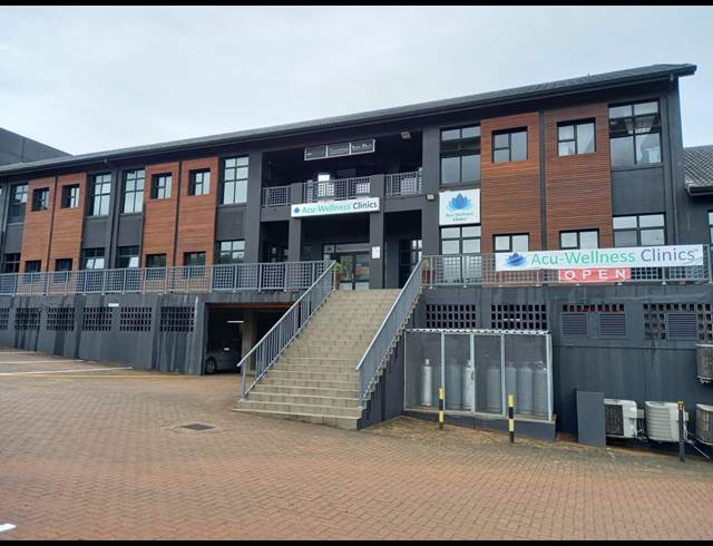 55M² OFFICE TO LET IN BALLITO DISTRICT