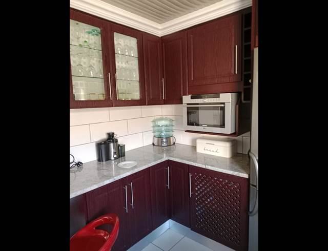 3 BEDROOM PROPERTY TO RENT IN WINDMILL PARK