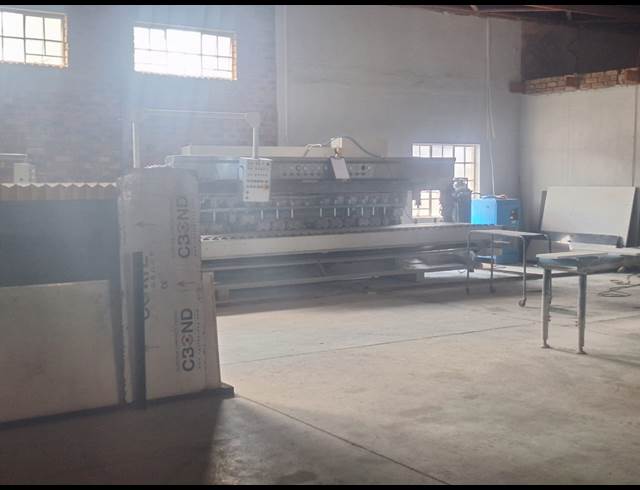 380M² WAREHOUSE TO LET IN NELSPRUIT INDUSTRIAL