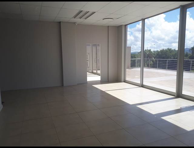 463M² OFFICE TO LET IN NELSPRUIT EXT 7