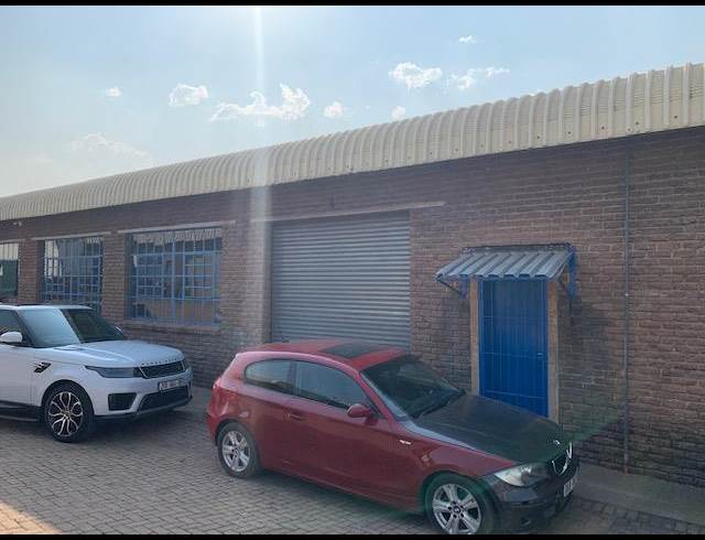 245M² WORKSHOP TO LET IN ROCKY DRIFT