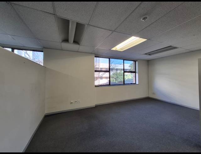 476M² OFFICE TO LET IN ROSEBANK