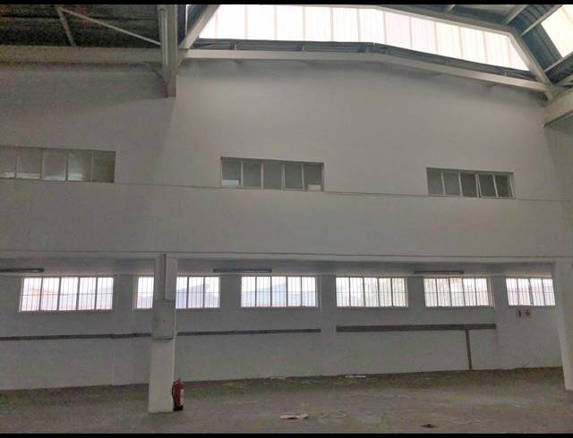 650M² WAREHOUSE TO LET IN MEADOWDALE
