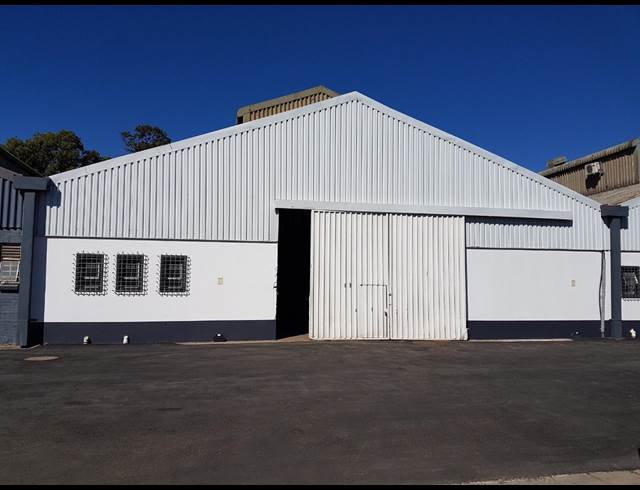 900M² WAREHOUSE RENTED IN KRAAIFONTEIN INDUSTRIA
