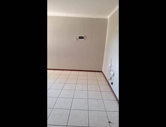 1 BEDROOM PROPERTY TO RENT IN FERNDALE