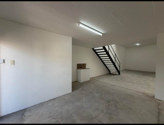 146M² WAREHOUSE TO LET IN BARBEQUE DOWNS