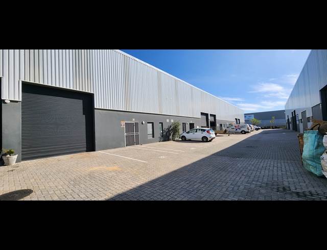 245M² WAREHOUSE TO LET IN RIVERGATE