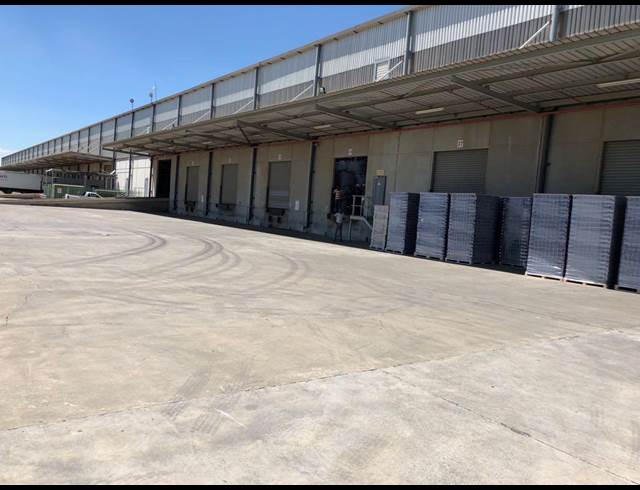 15,000M² WAREHOUSE TO LET IN GOSFORTH PARK