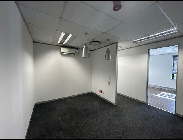 355M² BUILDING TO LET IN MOWBRAY