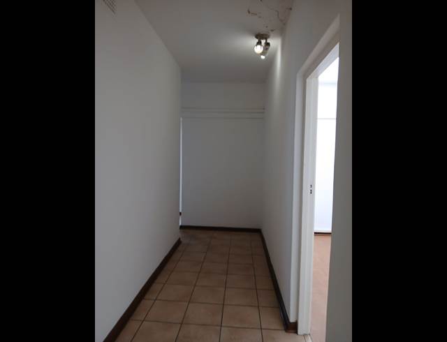 175M² OFFICE TO LET IN DAWNCLIFFE