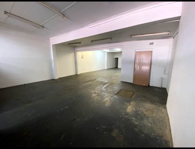 207M² BUSINESS TO LET IN POTCHEFSTROOM CENTRAL