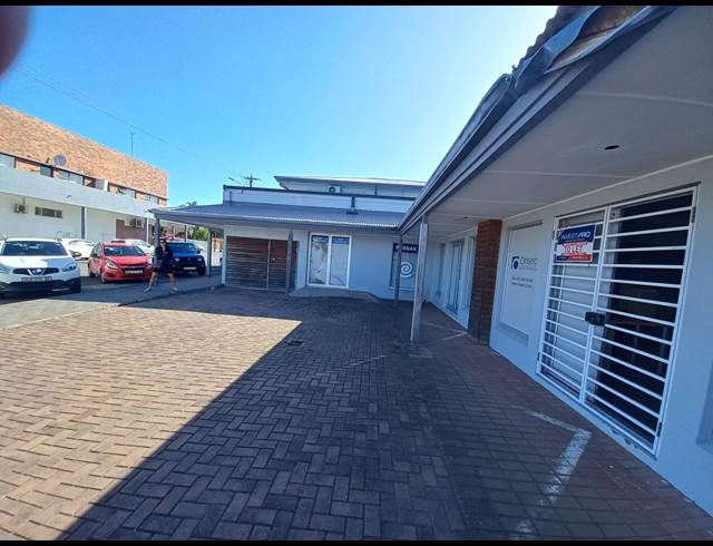 90M² SHOWROOM RENTED IN BEREA