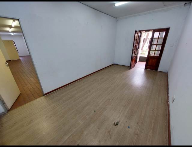 470M² FACTORY TO LET IN MOREHILL