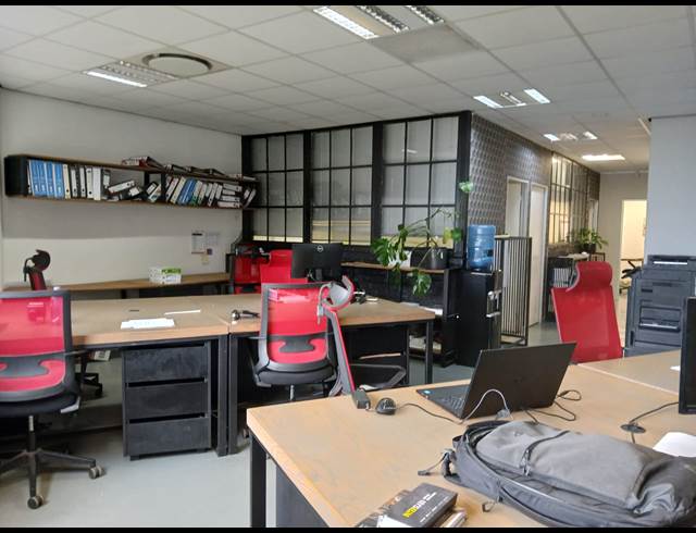 152M² OFFICE TO LET IN UMHLANGA RIDGE