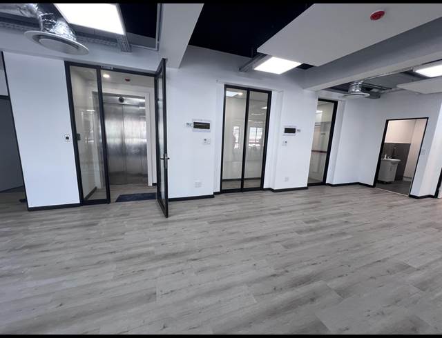105M² OFFICE TO LET IN CAPE TOWN CITY CENTRE