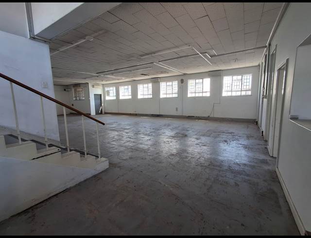 562M² BUSINESS TO LET IN ARCADIA
