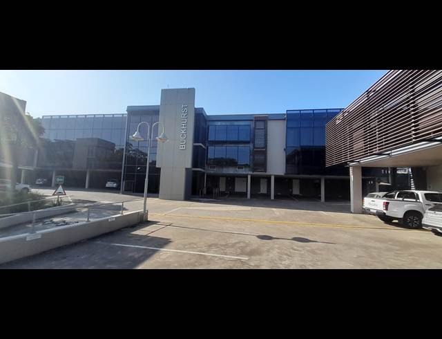 371M² OFFICE TO LET IN WESTVILLE