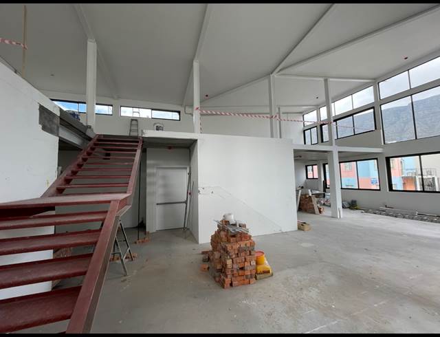 330M² RETAIL TO LET IN CAPE TOWN CITY CENTRE