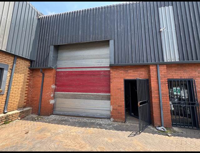 531M² WAREHOUSE TO LET IN CLAYVILLE