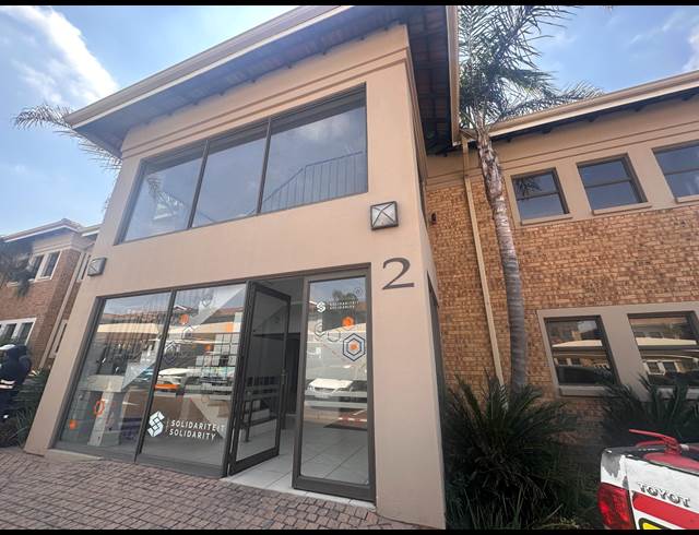 85M² OFFICE TO LET IN BEN FLEUR