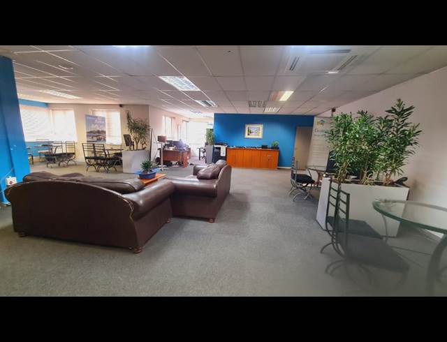 BUSINESS PROPERTY TO RENT IN FAERIE GLEN