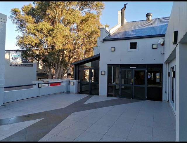 589M² RESTAURANT TO LET IN DURBANVILLE CENTRAL
