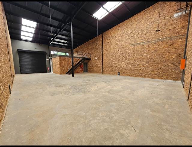 279M² FACTORY TO LET IN ANDERBOLT
