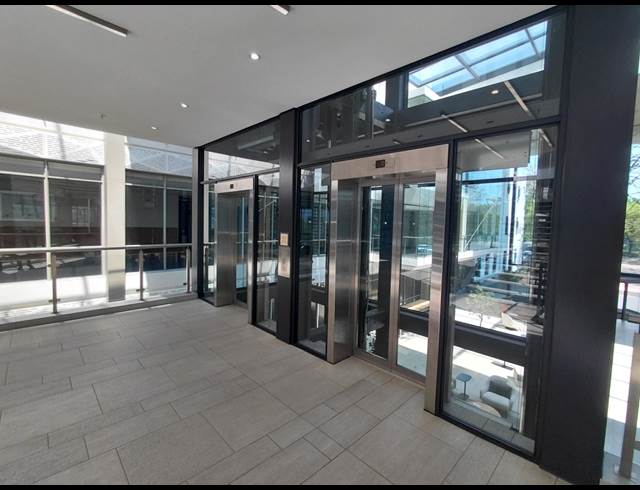 6,746M² OFFICE TO LET IN WATERFALL