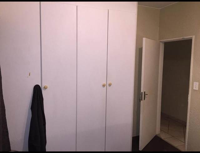 2 BEDROOM PROPERTY TO RENT IN WILGEHEUWEL