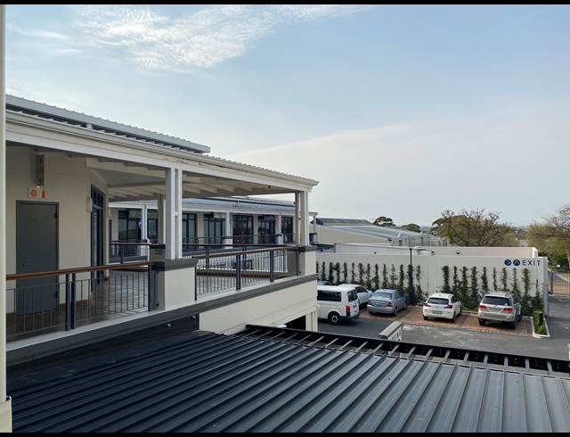 76M² RETAIL TO LET IN WESTLAKE
